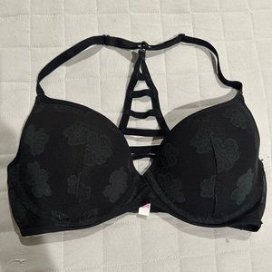 Victoria’s Secret 34D